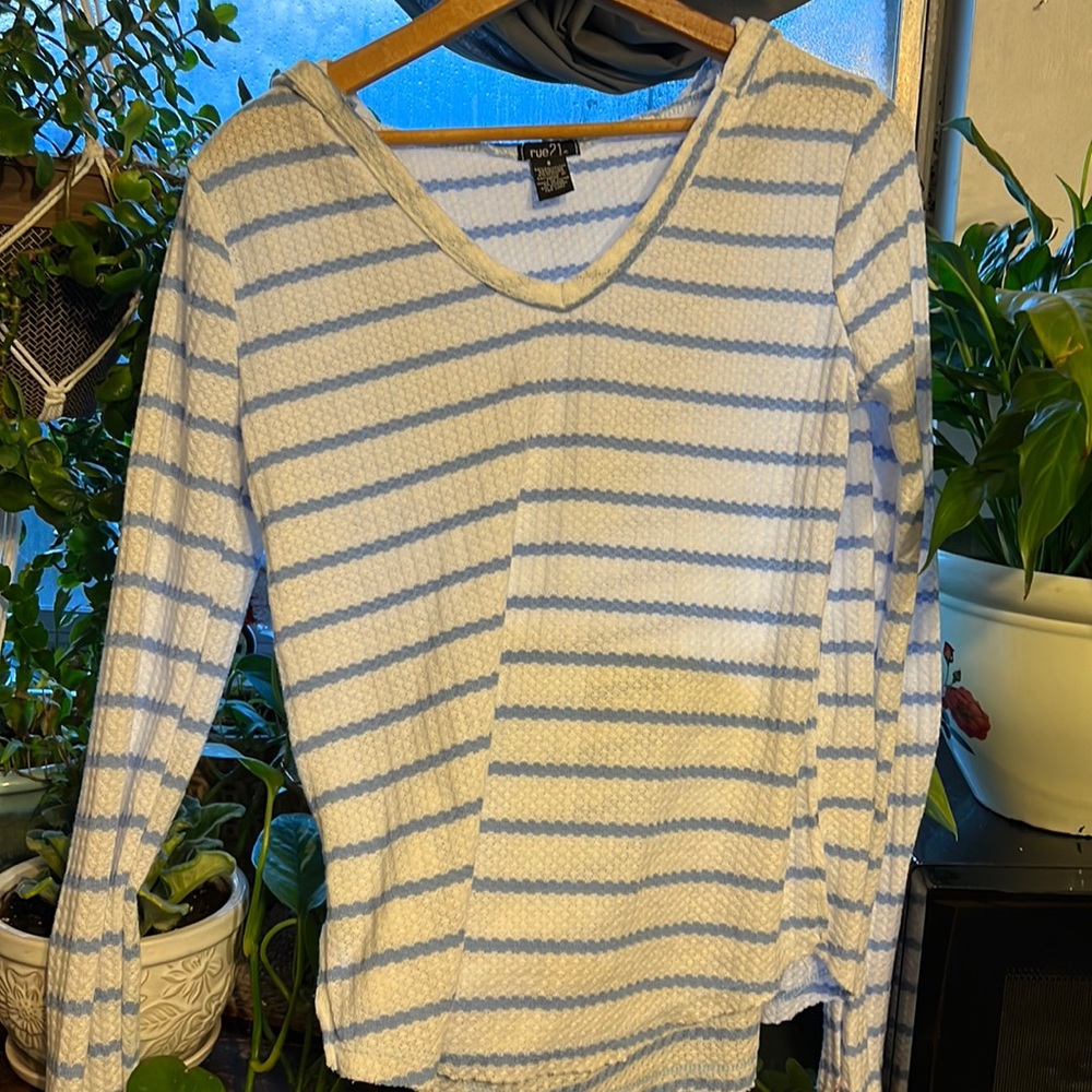 Rue 21 waffle fabric long sleeve hoodie shirt size S
